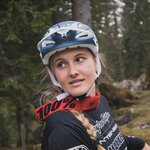Eva Battolla